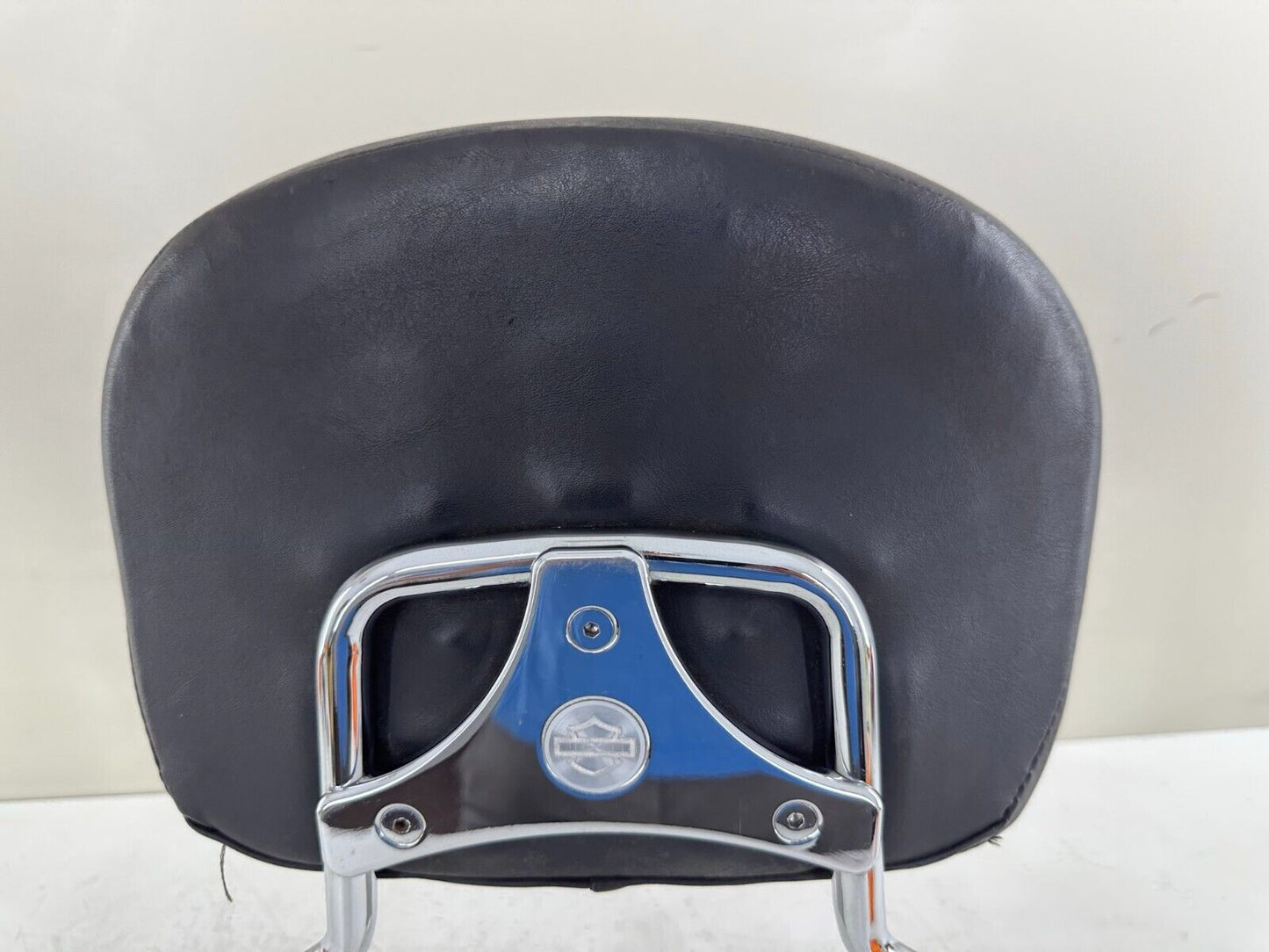 2005 HARLEY FLH ROADKING Quick Release Passenger Backrest Sissy Bar