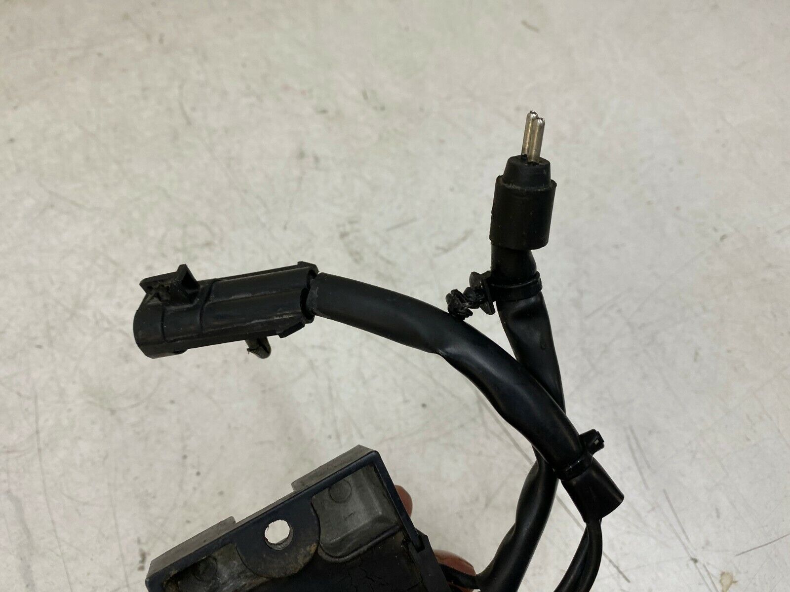 2004 HARLEY SPORTSTER BATTERY VOLTAGE REGULATOR