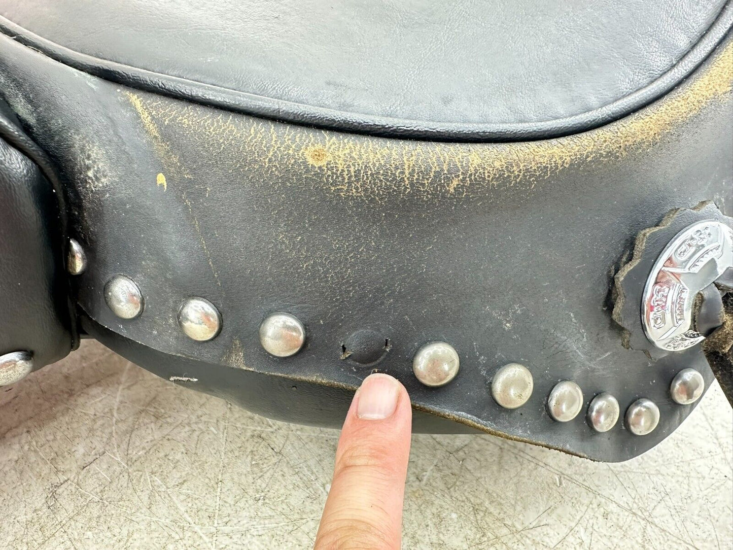 1995 HARLEY SOFTAIL Driver Passenger Seat Saddle 2 Up Studded