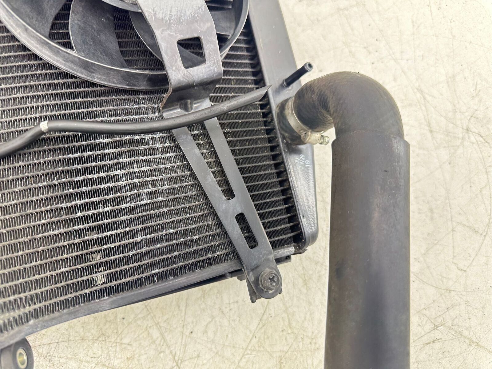 06-12 YAMAHA FJR 1300 Radiator + Cooling Fans + Hose