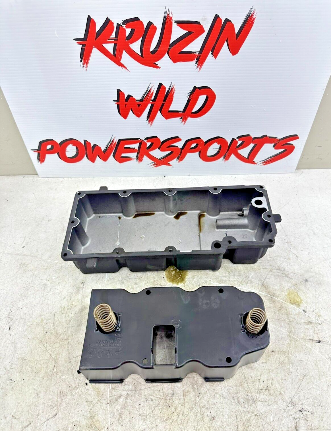 2003 HARLEY ELECTRA GLIDE classic Transmission Bottom Case Oil Pan + Baffle
