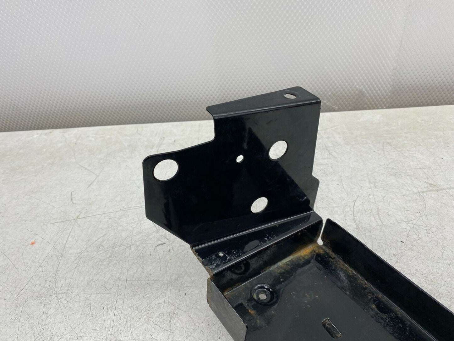 2003 HARLEY DAVIDSON FLH ROADKING CVO Battery Tray Bracket