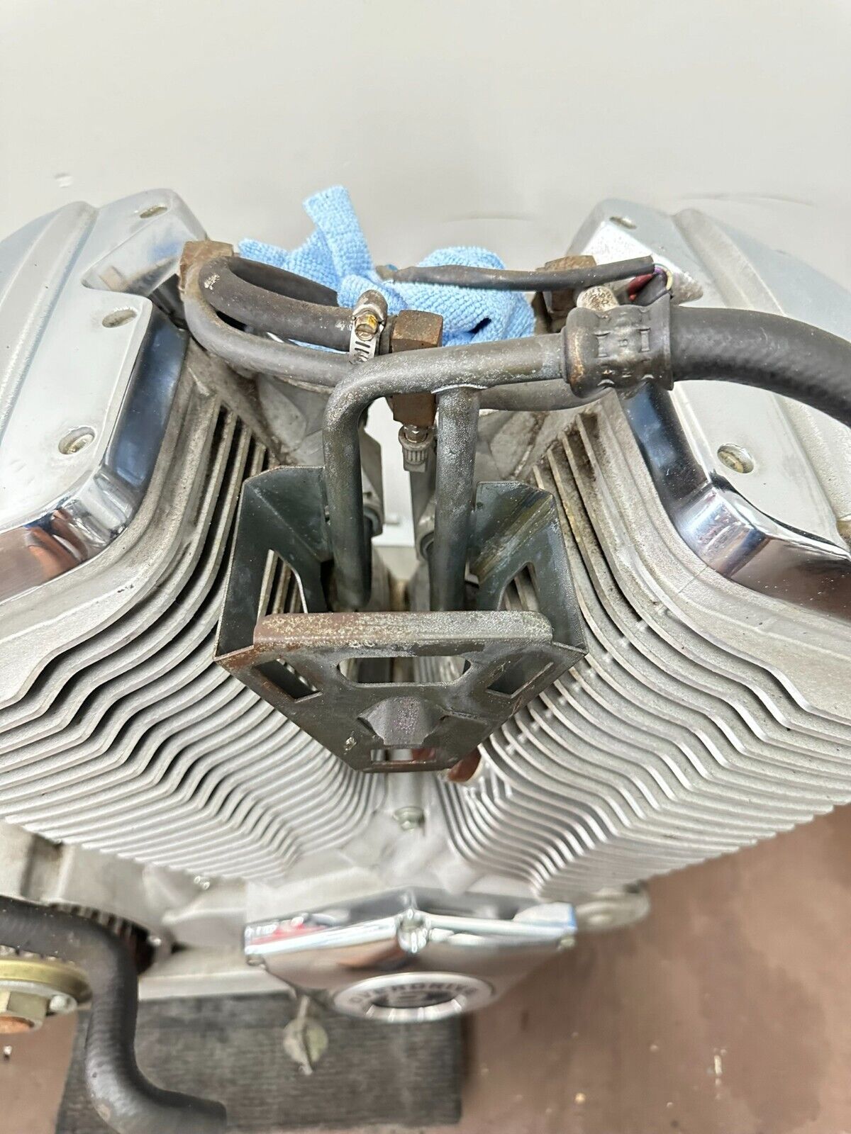 2006 Victory Kingpin 100 CI Engine Motor Transmission Video Inside