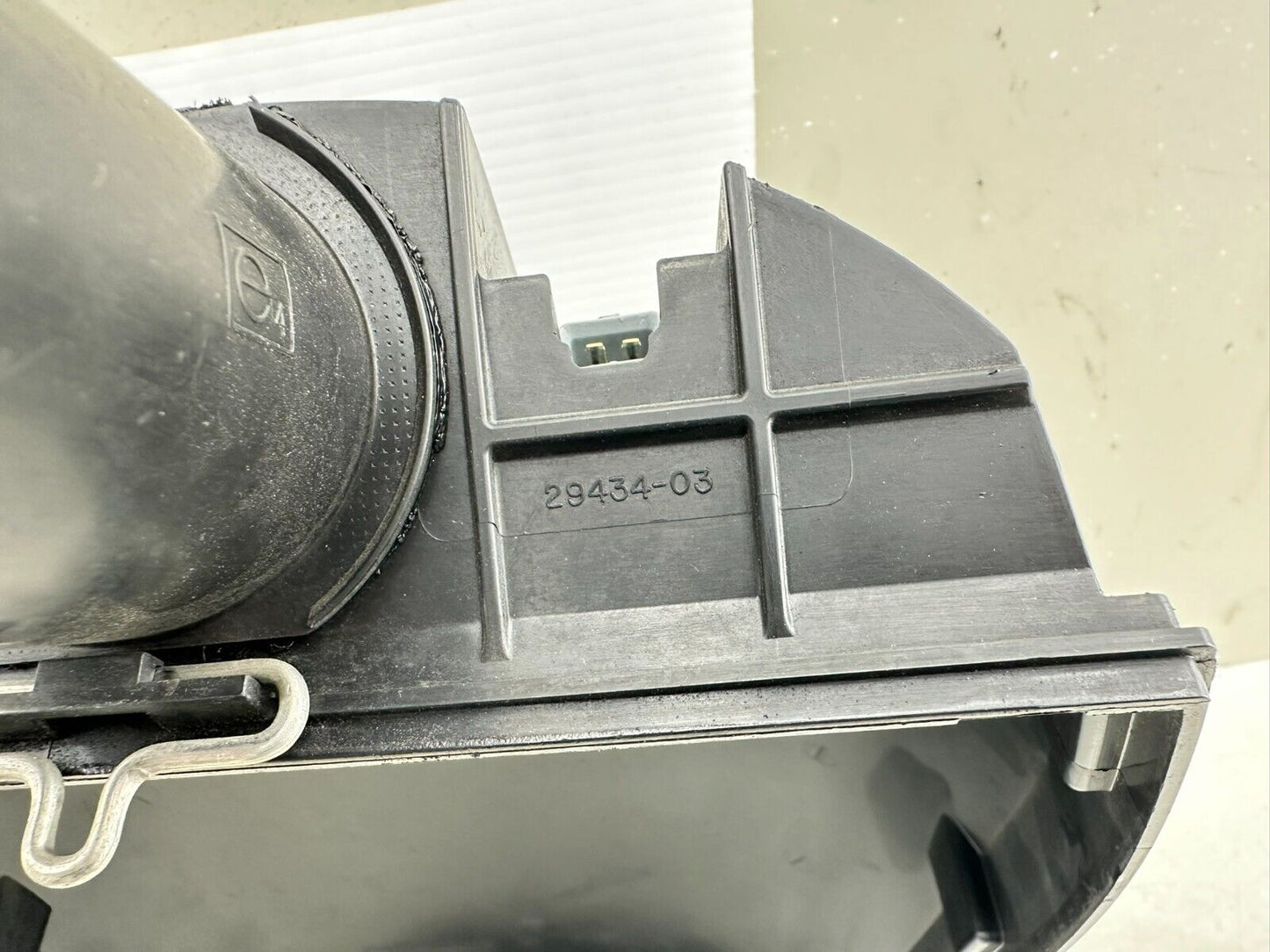 2003 Harley Davidson V Rod VRSCA Air Intake K&N Filter Cleaner Box Housing Cover