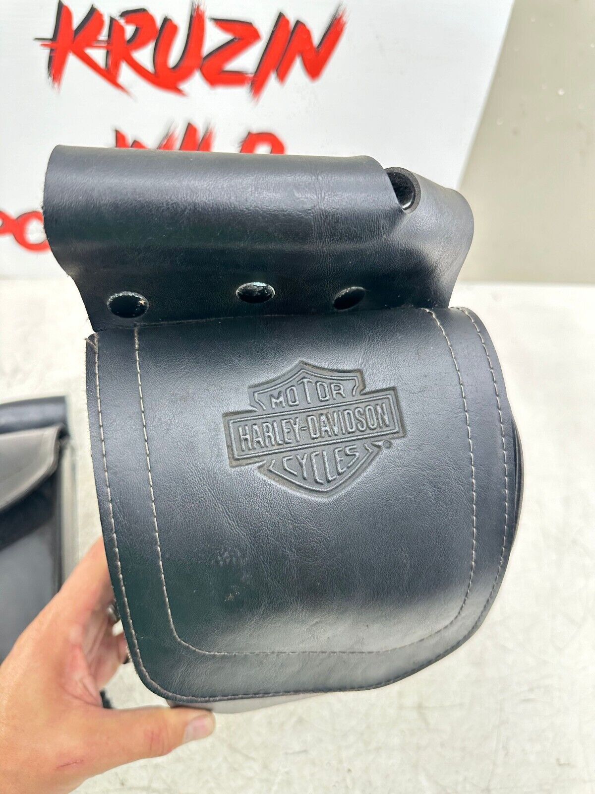 1999 HARLEY FLH ELECTRA GLIDE Saddlebag Bumper Rails Storage Pocket Luggage OEM