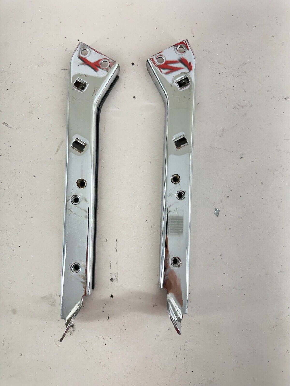 1999 HARLEY ELECTRA GLIDE Saddlebag Mounting Bracket Frame Brace