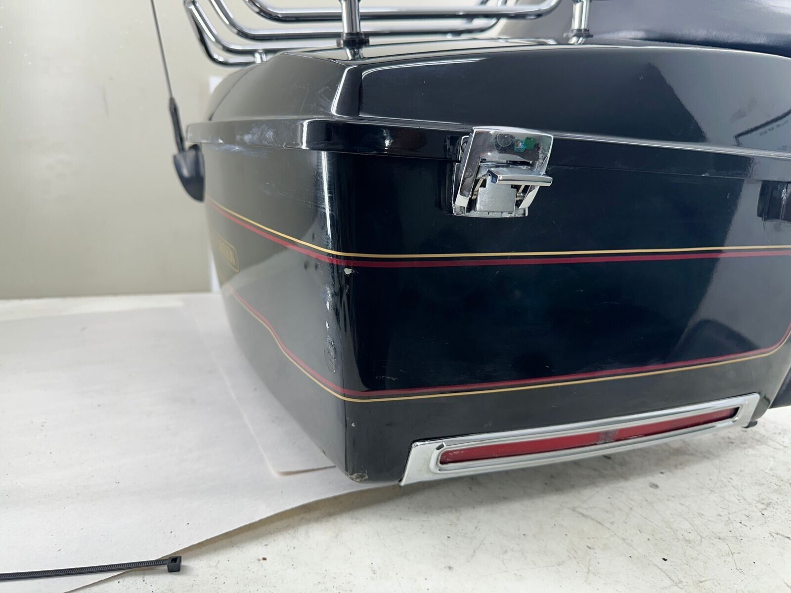 1999 HARLEY ELECTRA GLIDE King Tour Pack Trunk Top Box