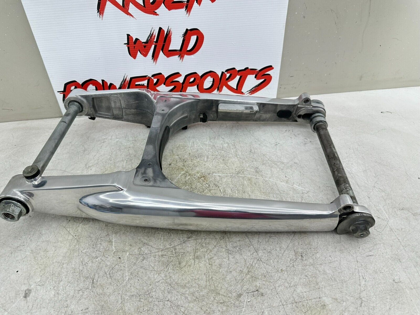 2003 Harley Davidson V Rod VRSCA Swingarm Polished W/ Axle + Mounting Bolt