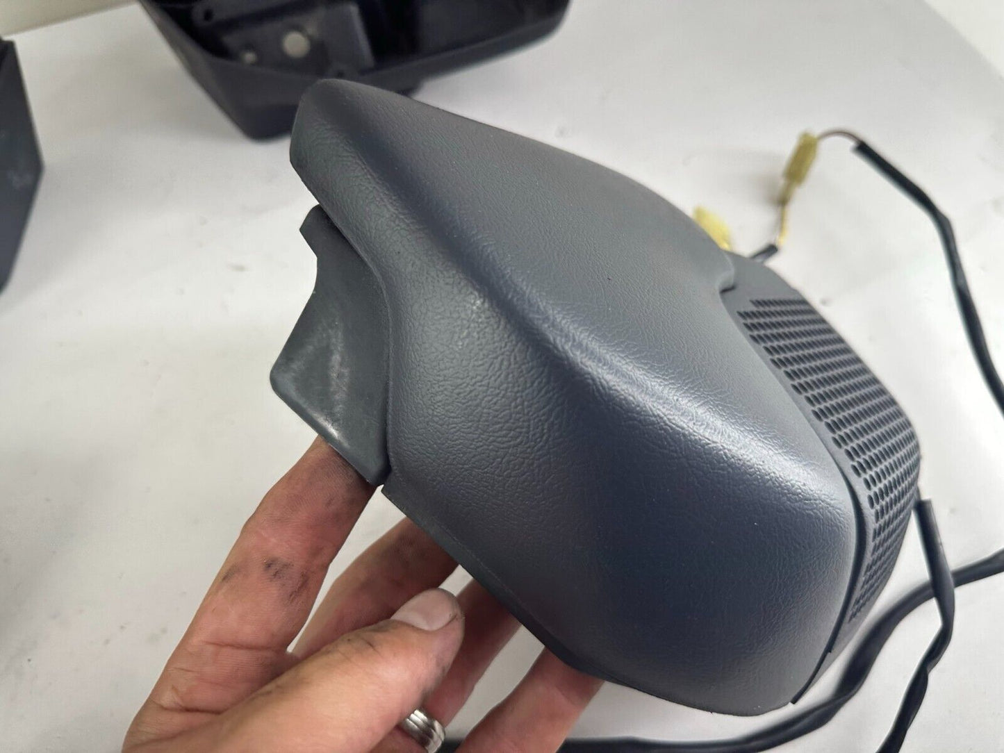 88-00 HONDA GOLDWING GL1500 PASSENGER ARMREST SPEAKER BOX w/ WIRING