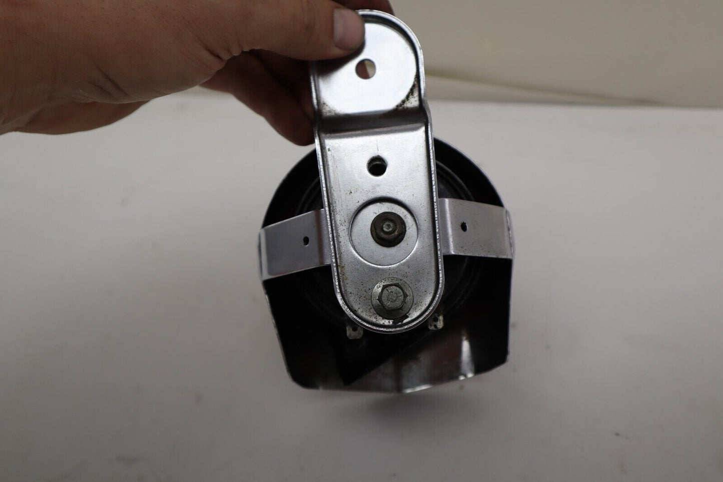2001 HARLEY DAVIDSON SOFTAIL Horn & Chrome Cover