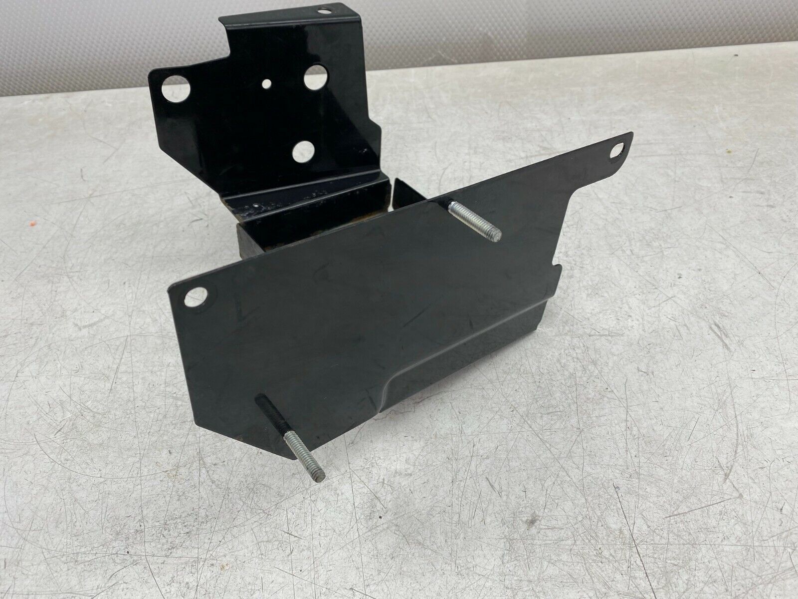 2003 HARLEY DAVIDSON FLH ROADKING CVO Battery Tray Bracket