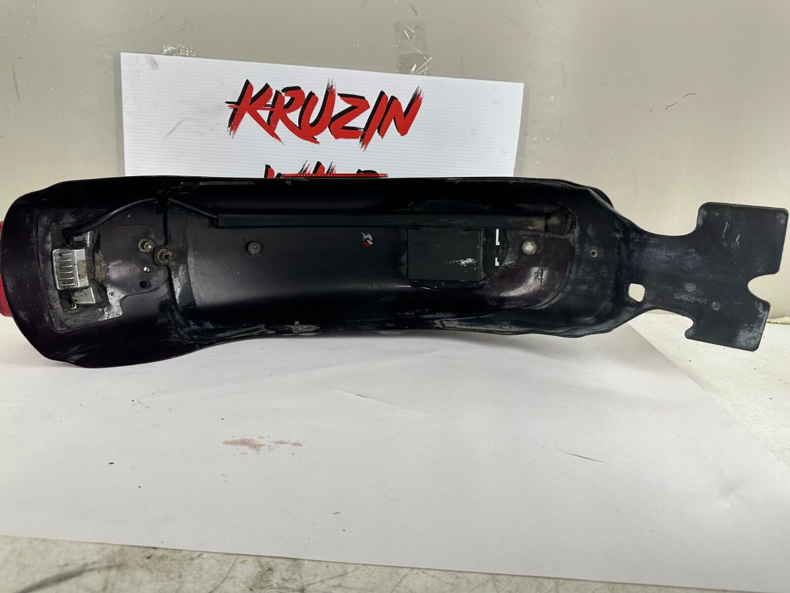 2007 HARLEY SPORTSTER CUSTOM Purple Rear Fender + Brake Light
