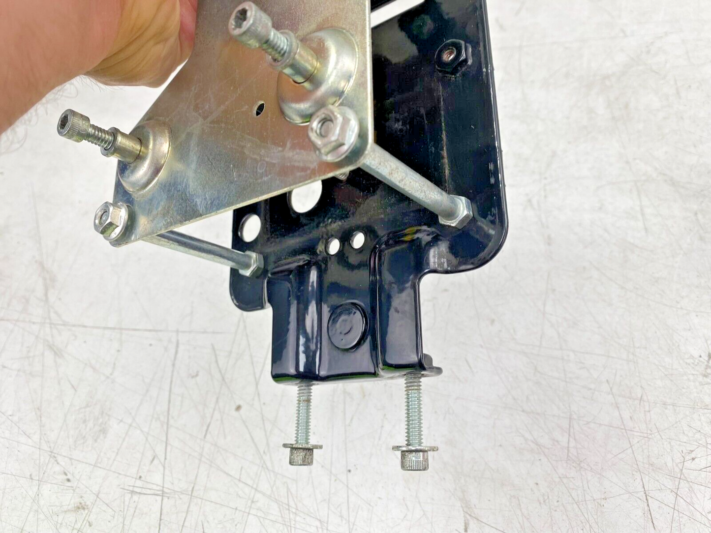 1998 HARLEY DAVIDSON DYNA ECM ECU TSM Chrome Left Side Cover Mounting Bracket