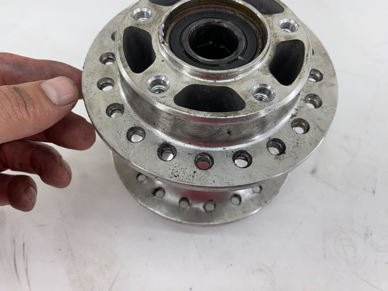06-17 Harley Davidson Dyna Street Bob Front Wheel Hub  w/ 1" Bearings