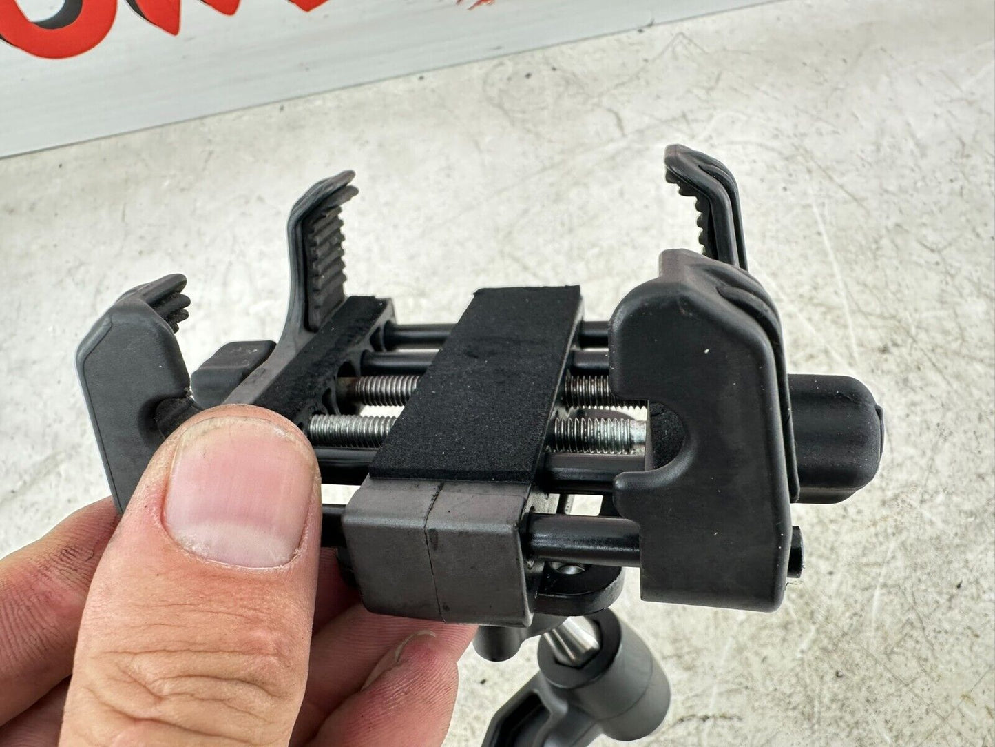 2004 Honda Goldwing GL1800 Kuryakyn Cell Phone Holder