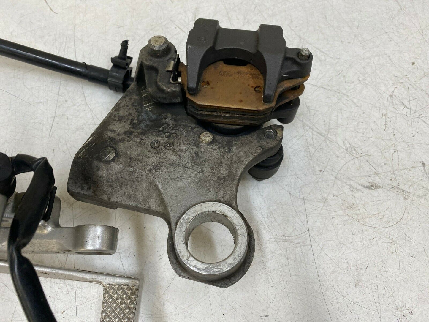 2008 YAMAHA YZF R6 R6R Right Side Foot Peg Rear Brake Master Cylinder & Caliper