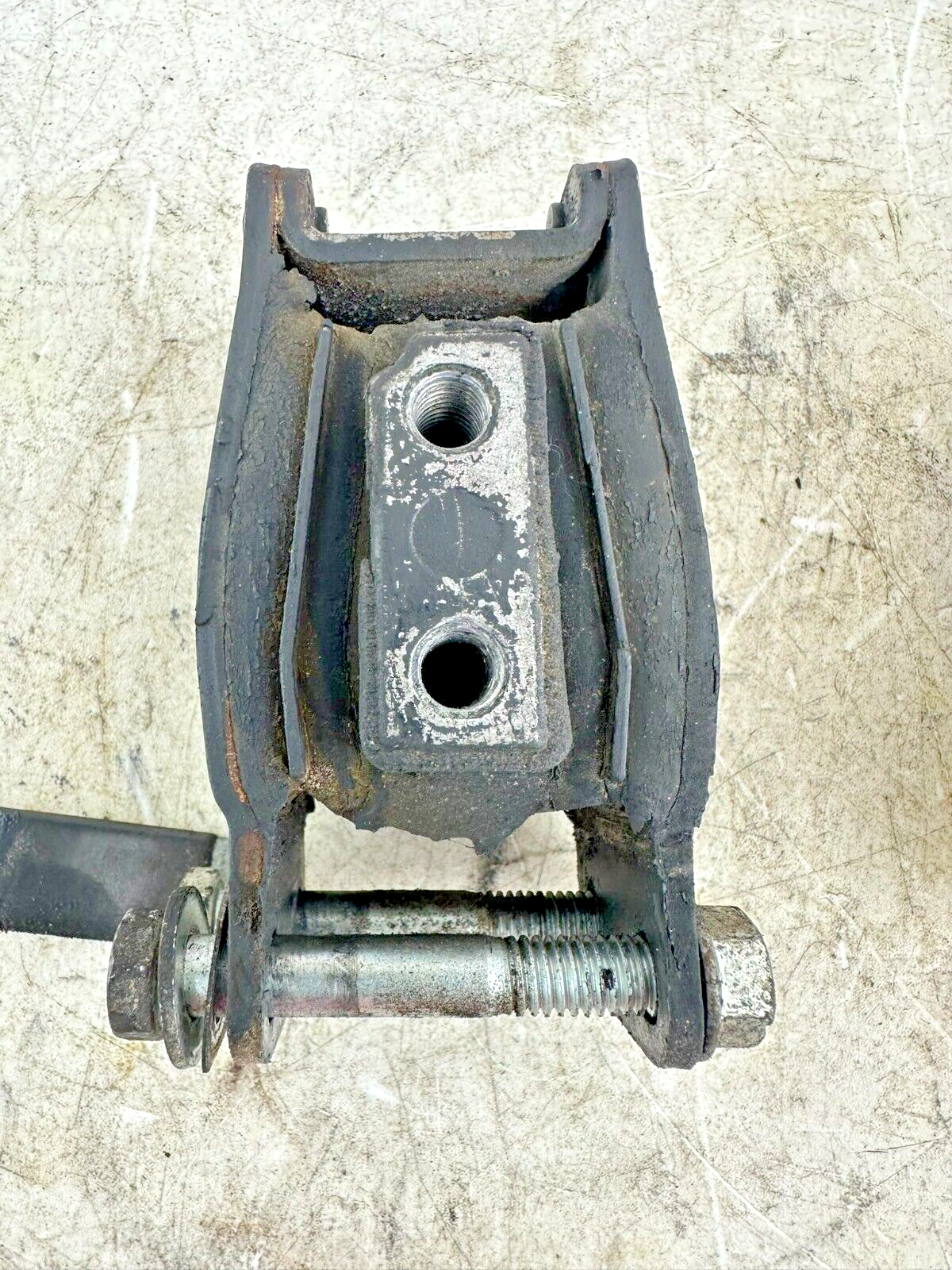 2002 HARLEY DYNA LOW RIDER Front Engine Motor + Rear Transmission Rubber Mounts