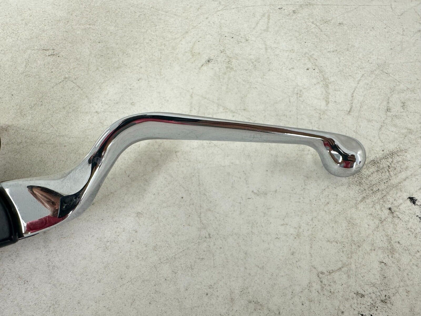 2004 HARLEY ELECTRA GLIDE CLUTCH LEVER w/ PERCH