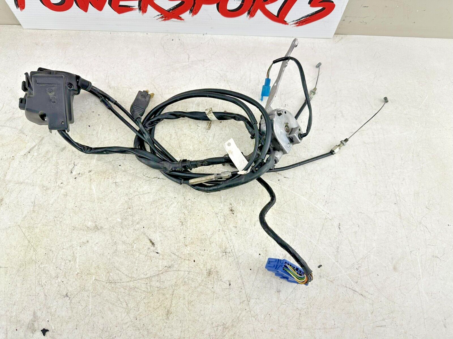 2004 Honda Goldwing GL1800 Right Hand Throttle Controls Switch Button + Cable