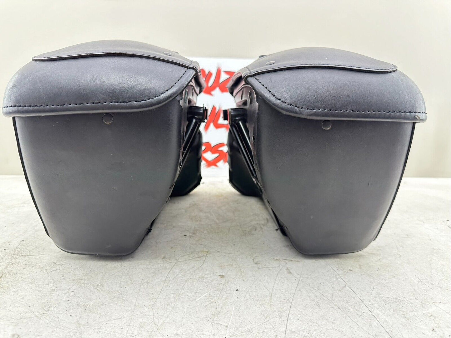 1999 HARLEY SOFTAIL OEM HD Genuine Hard Leather Saddlebags