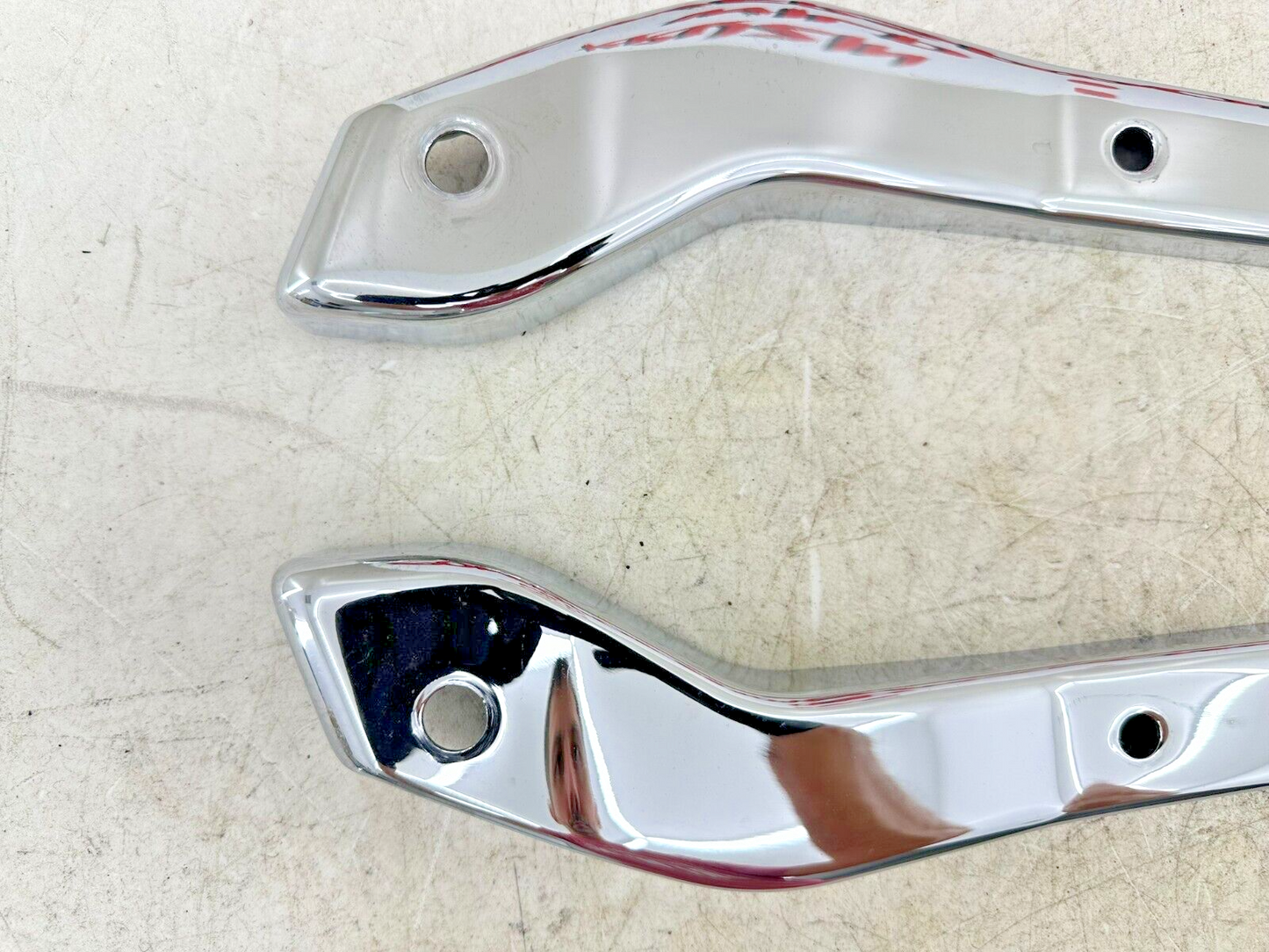 2002 HARLEY DYNA LOW RIDER Chrome Rear Fender Frame Strut Arm Bars