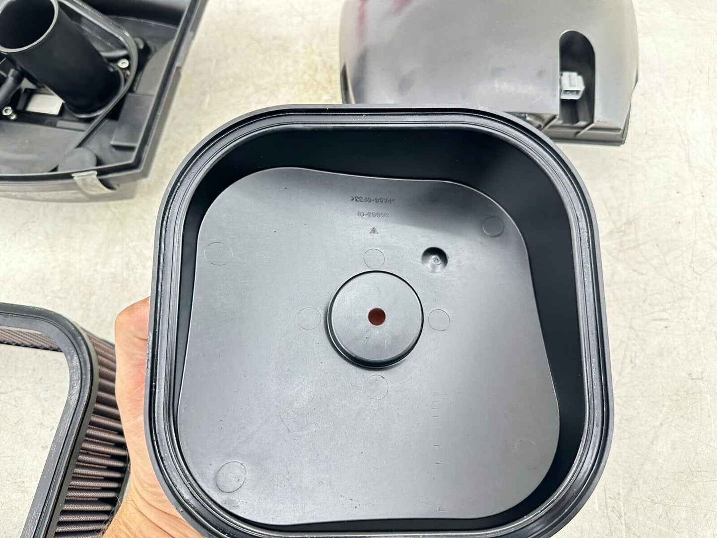 2003 Harley Davidson V Rod VRSCA Air Intake K&N Filter Cleaner Box Housing Cover