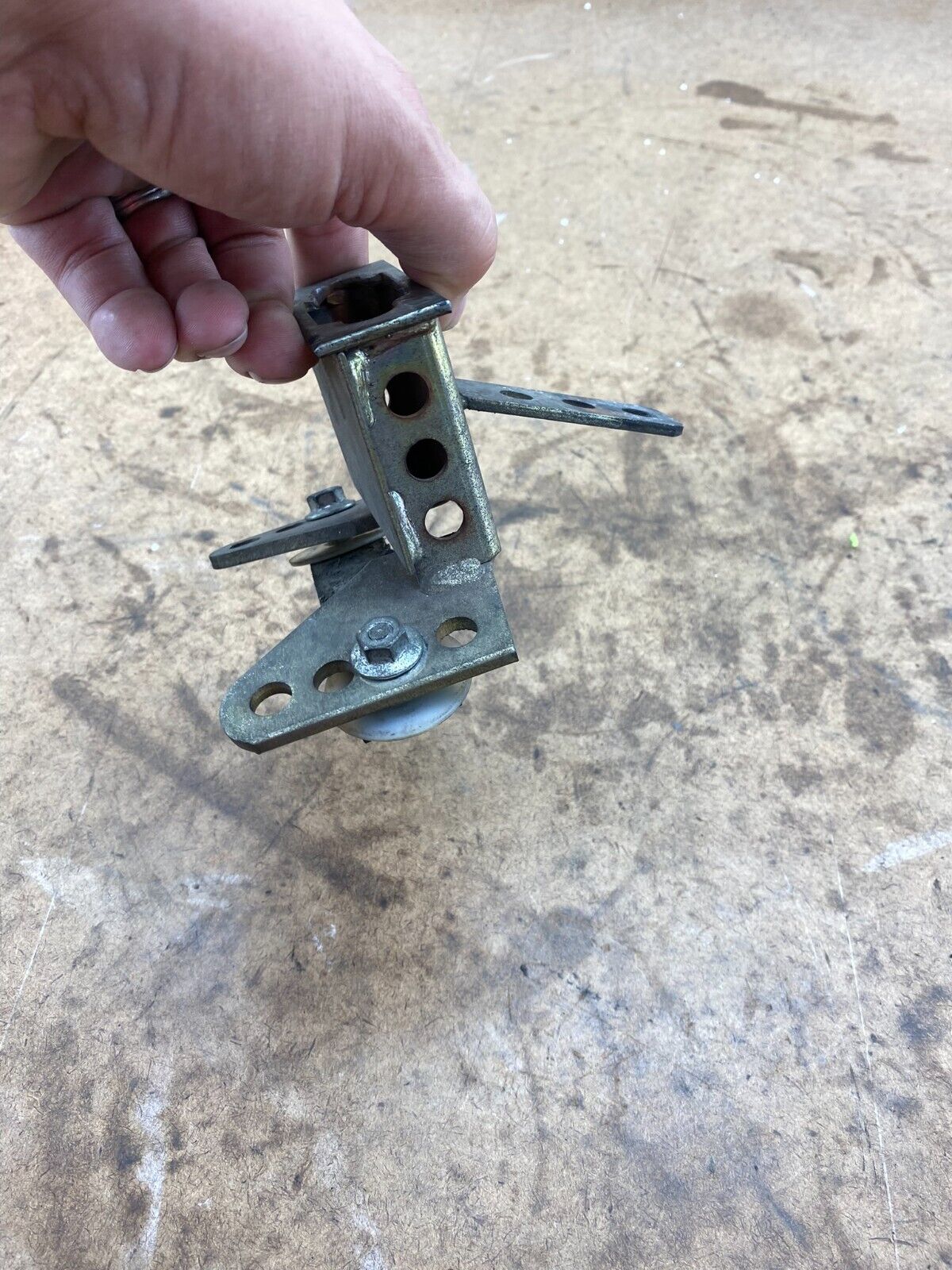 2001 HARLEY DAVIDSON FLH ELECTRA GLIDE Driver Backrest Mounting Bracket Stay
