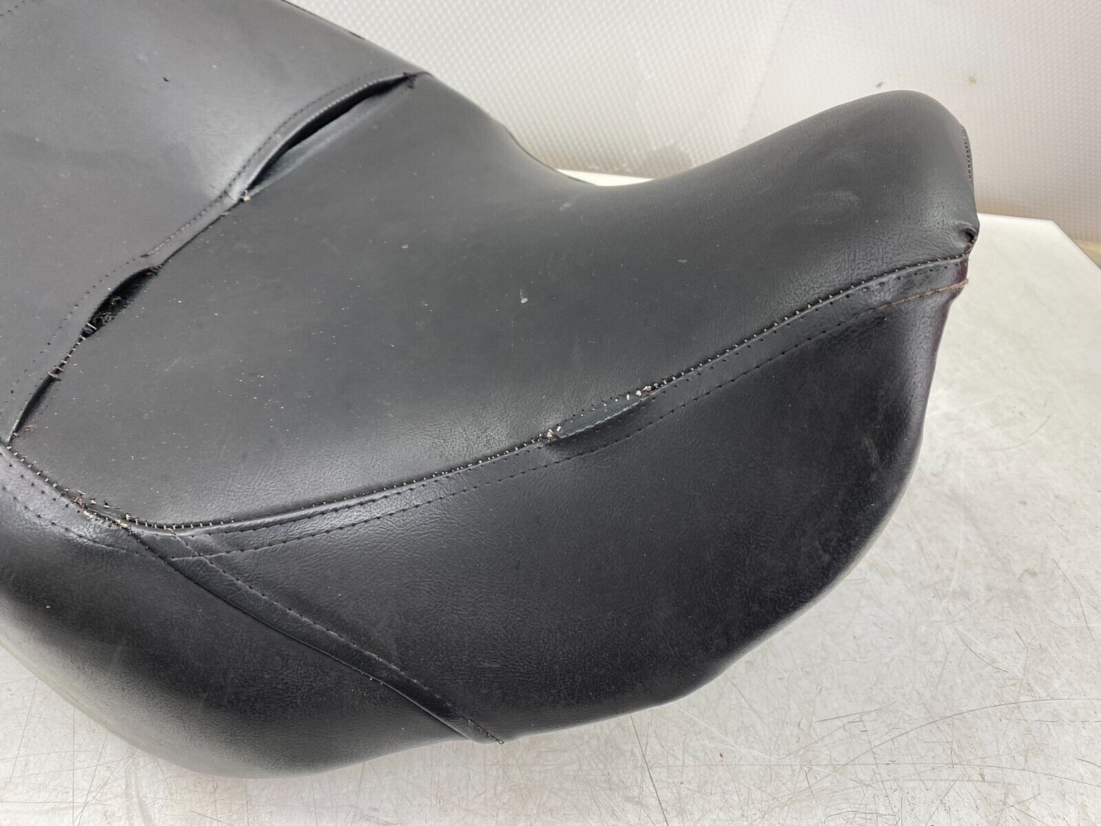 2007 Harley Davidson Dyna Seat Saddle Two Up Driver Passenger