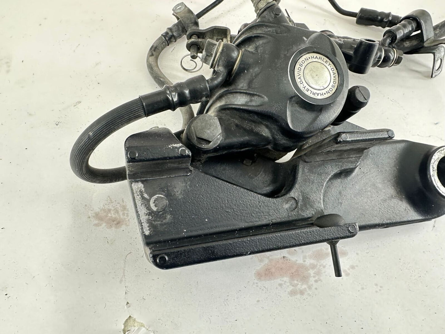 2007 HARLEY SPORTSTER CUSTOM Rear Brake Caliper + Master Cylinder