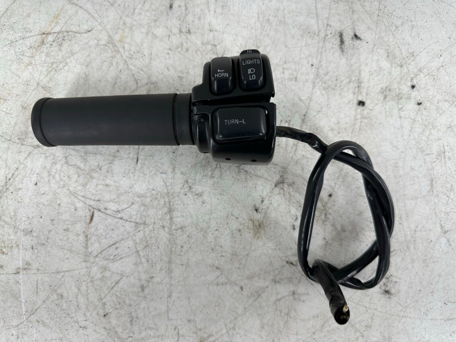 1999 HARLEY DAVIDSON DYNA LEFT HAND CONTROLS SWITCH HOUSING BUTTONS SOFTAIL SPOR