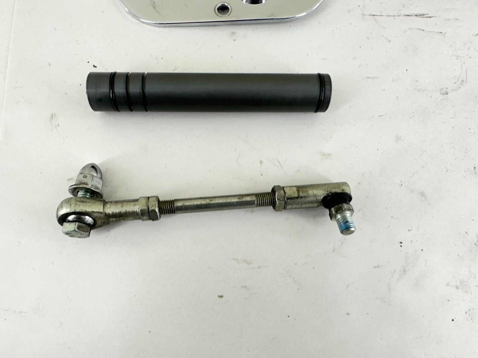 1996 HARLEY DAVIDSON DYNA MID CONTROL LEFT SIDE SHIFT LINKAGE PRIMARY HOLE