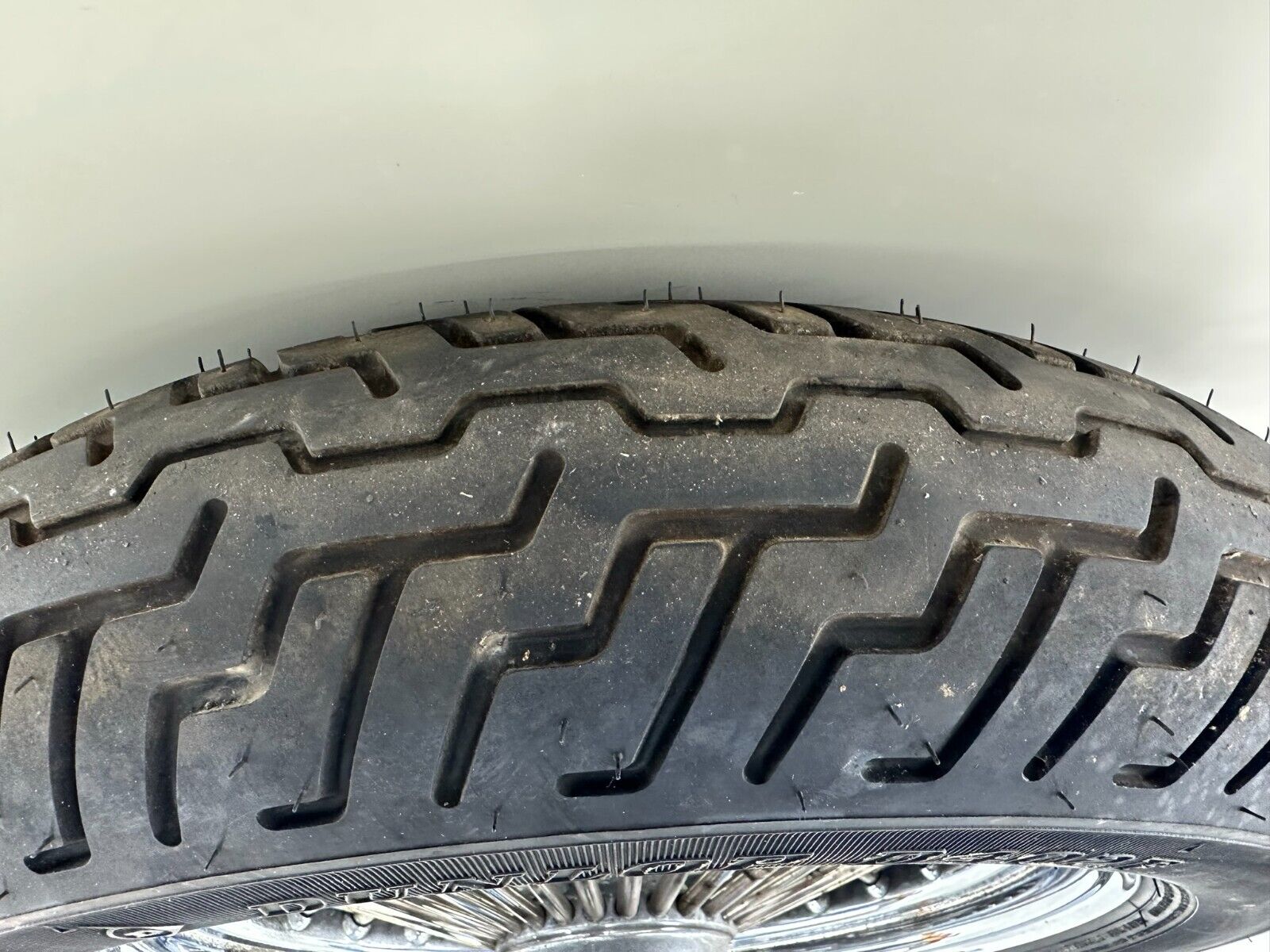 2005 HARLEY FLH ROADKING 16" Front Wheel Rim Oversize Spoke Tire