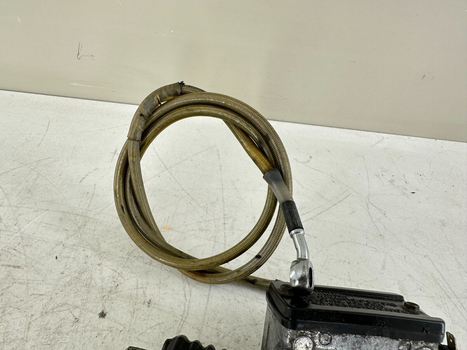 1999 HARLEY DAVIDSON SOFTAIL Rear Brake Master Cylinder & Braided Hose