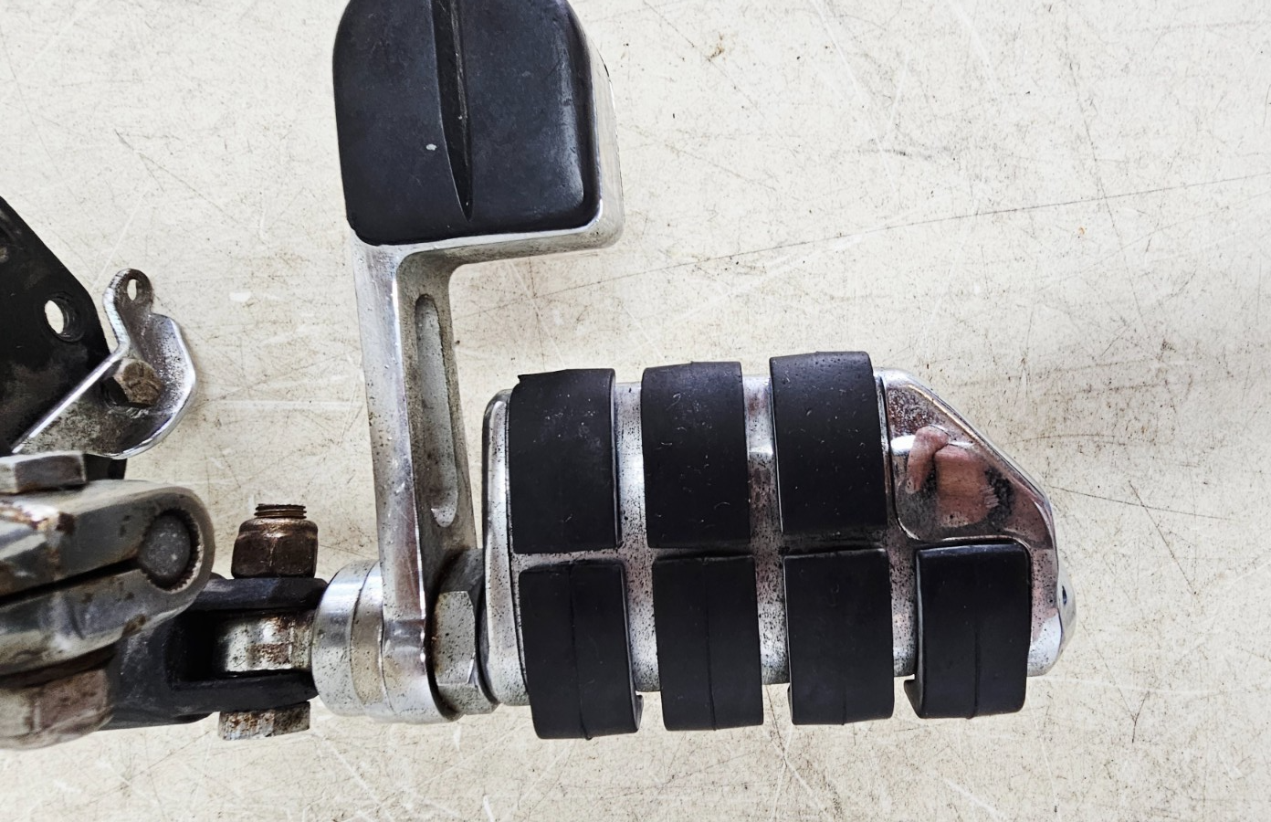 1993 HARLEY SOFTAIL Forward Controls Shift Lever Brake Pedal + Pegs Complete