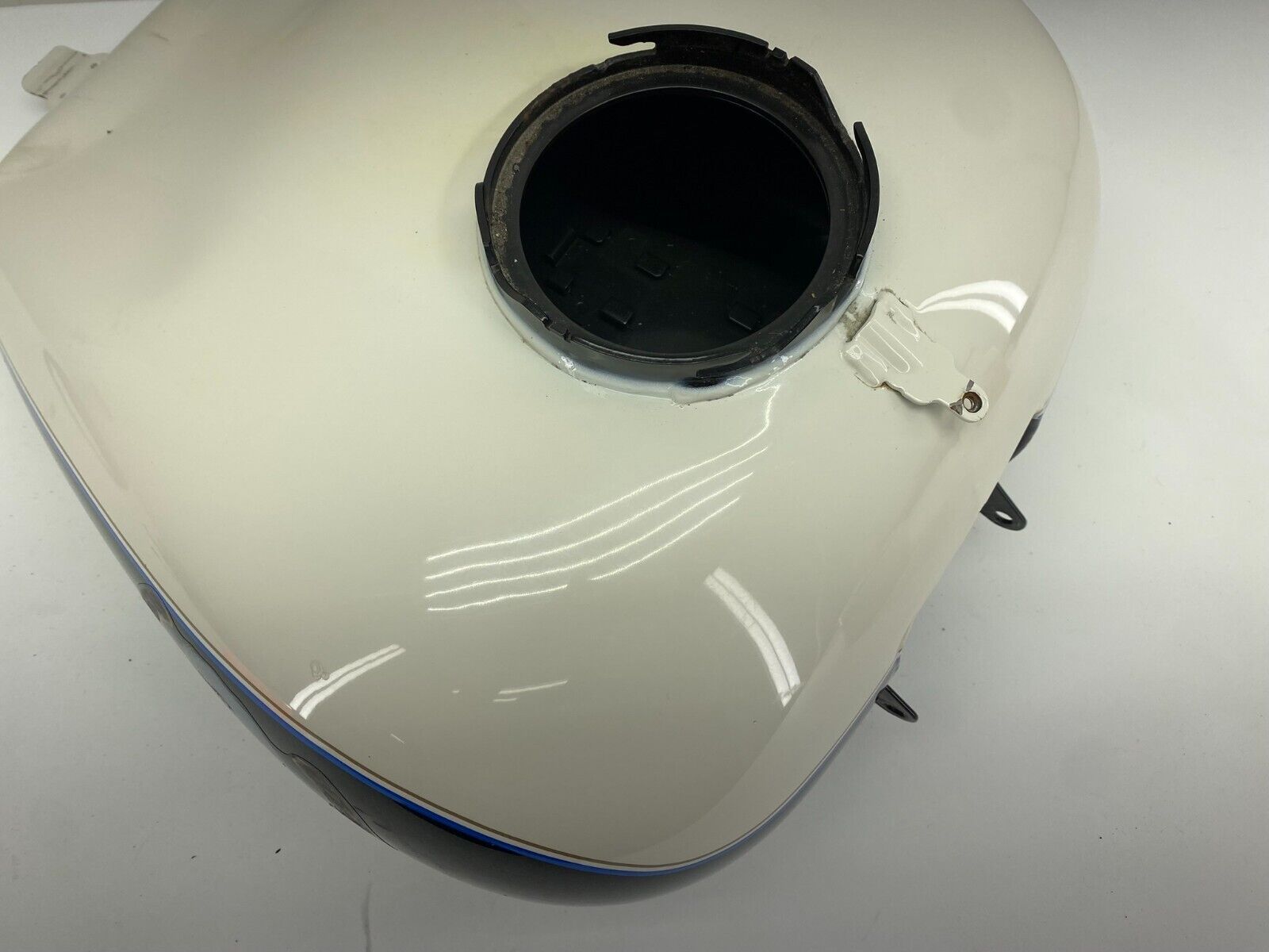 2014 Harley Davidson Electra Glide Gas Fuel Tank EFI Clean Inside