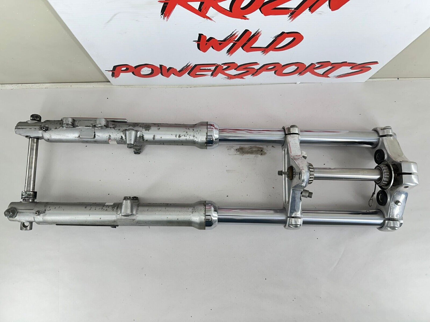 2003 Harley Davidson Sportster Forks Triple Clamp Narrow Glide Front End w/ Axle