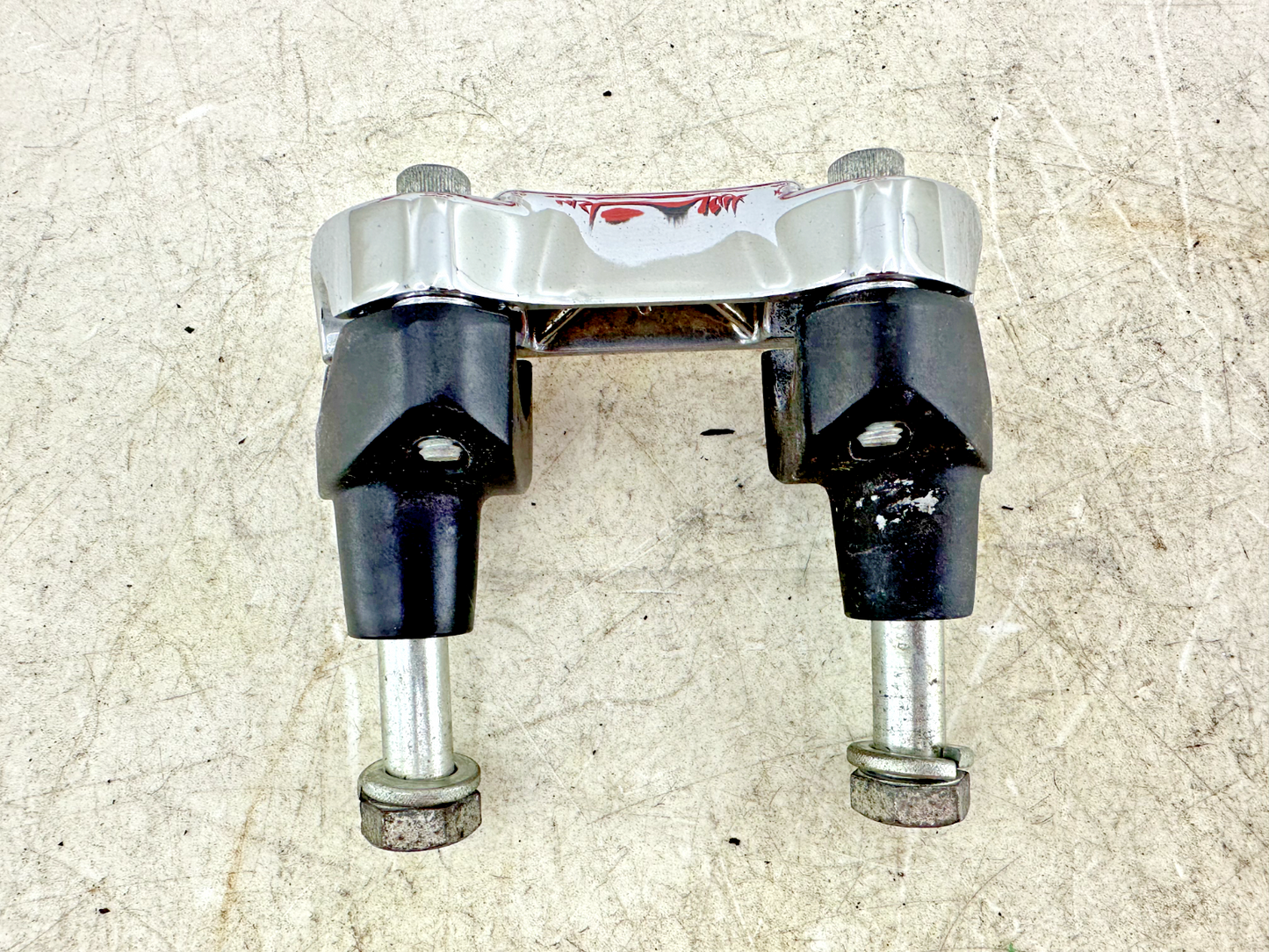 1997 HARLEY DYNA Handlebar Clamp Riser Risor Perch
