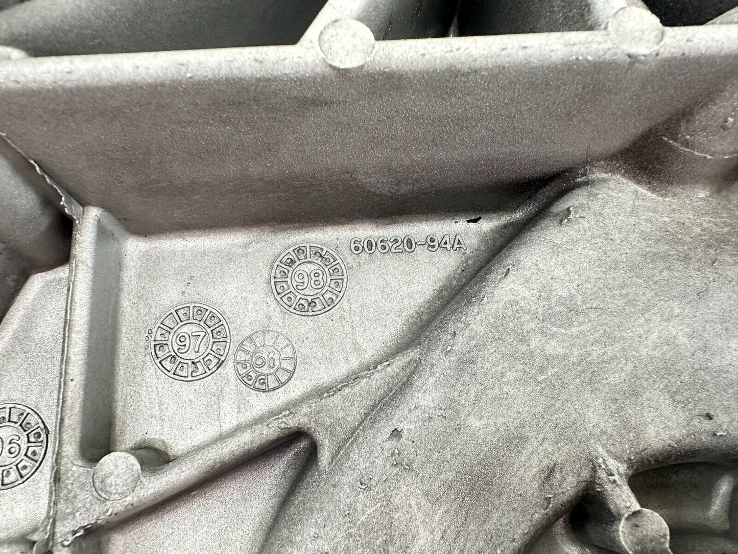 1999 HARLEY SOFTAIL Inner Primary Clutch Backing Plate Case Housing 60620-94A