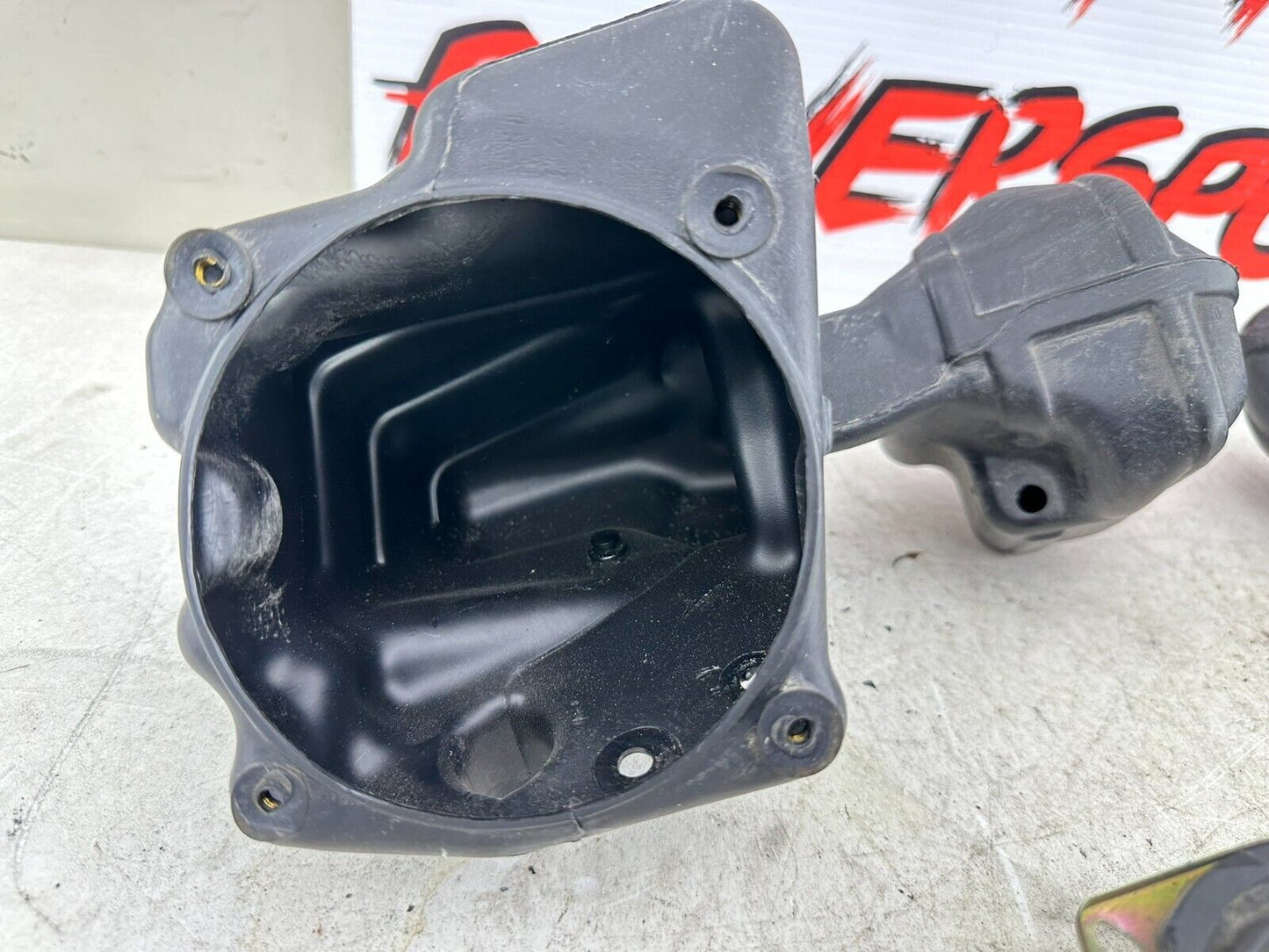 2004 Honda Goldwing GL1800 Right Left Front Driver Speaker + Box