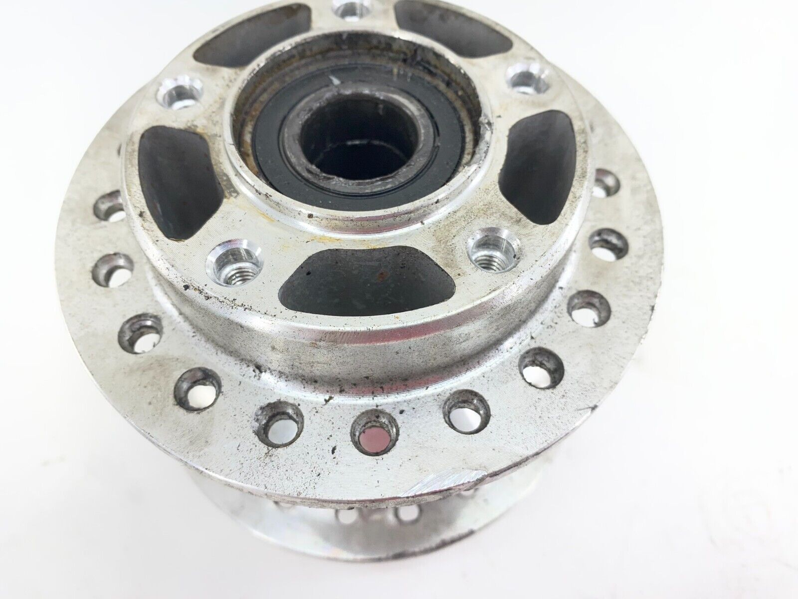 06-17 Harley Davidson Dyna Street Bob Front Wheel Hub  w/ 1" Bearings