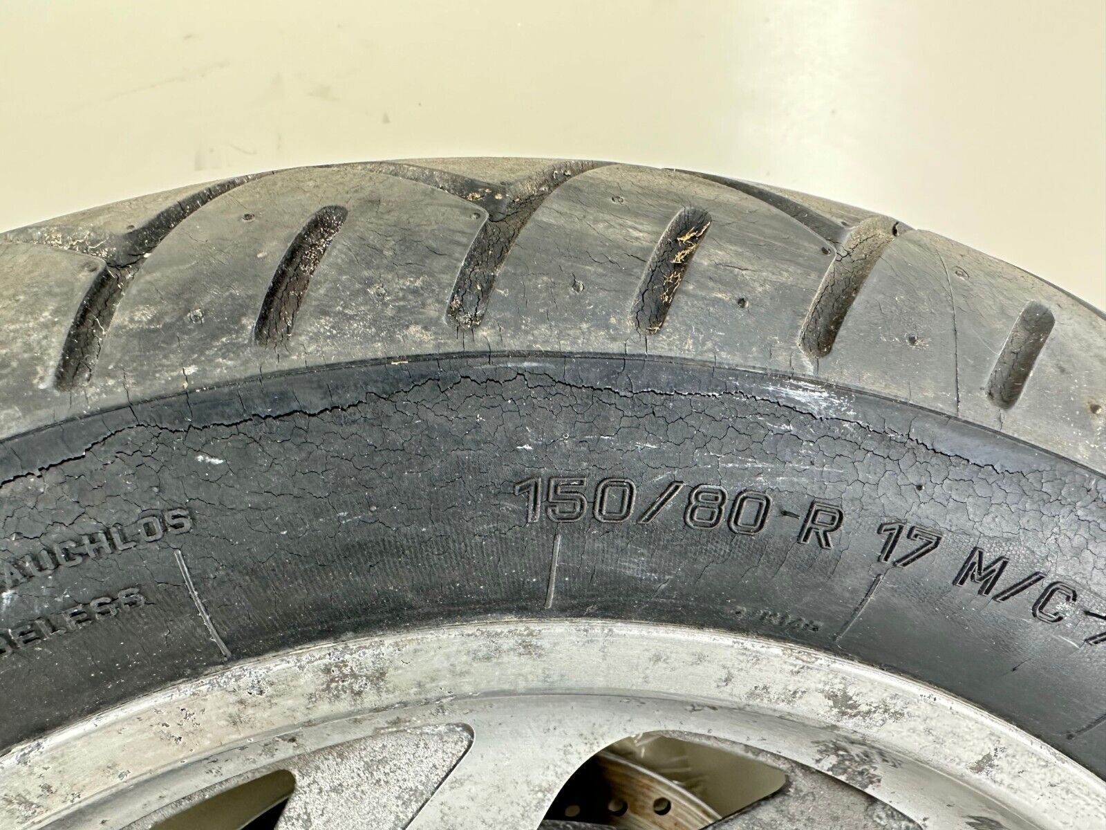 1998 HONDA VALKYRIE INTERSTATE Front Wheel Rim Mag 17"