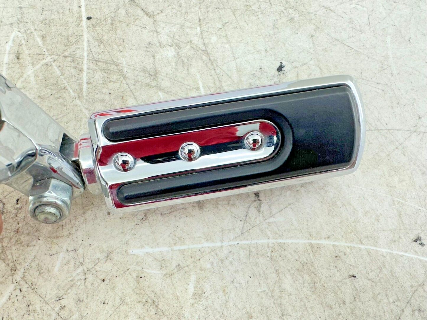 2007 Harley Electra Glide CVO Chrome Airflow Highway Crash Bar Pegs Foot Rest
