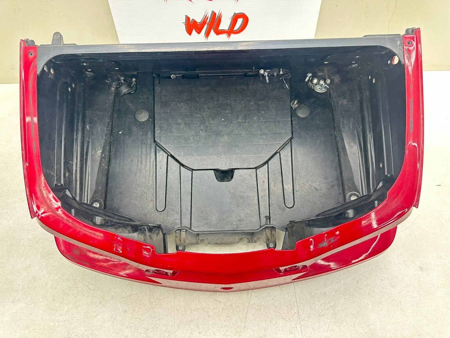2004 Honda Goldwing GL1800 Red Lower Trunk Base Bottom Case 81111-MCA-0000