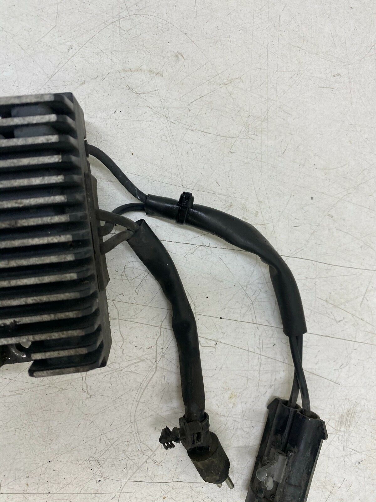 2005 HARLEY DAVIDSON SPORTSTER Battery Voltage Regulator