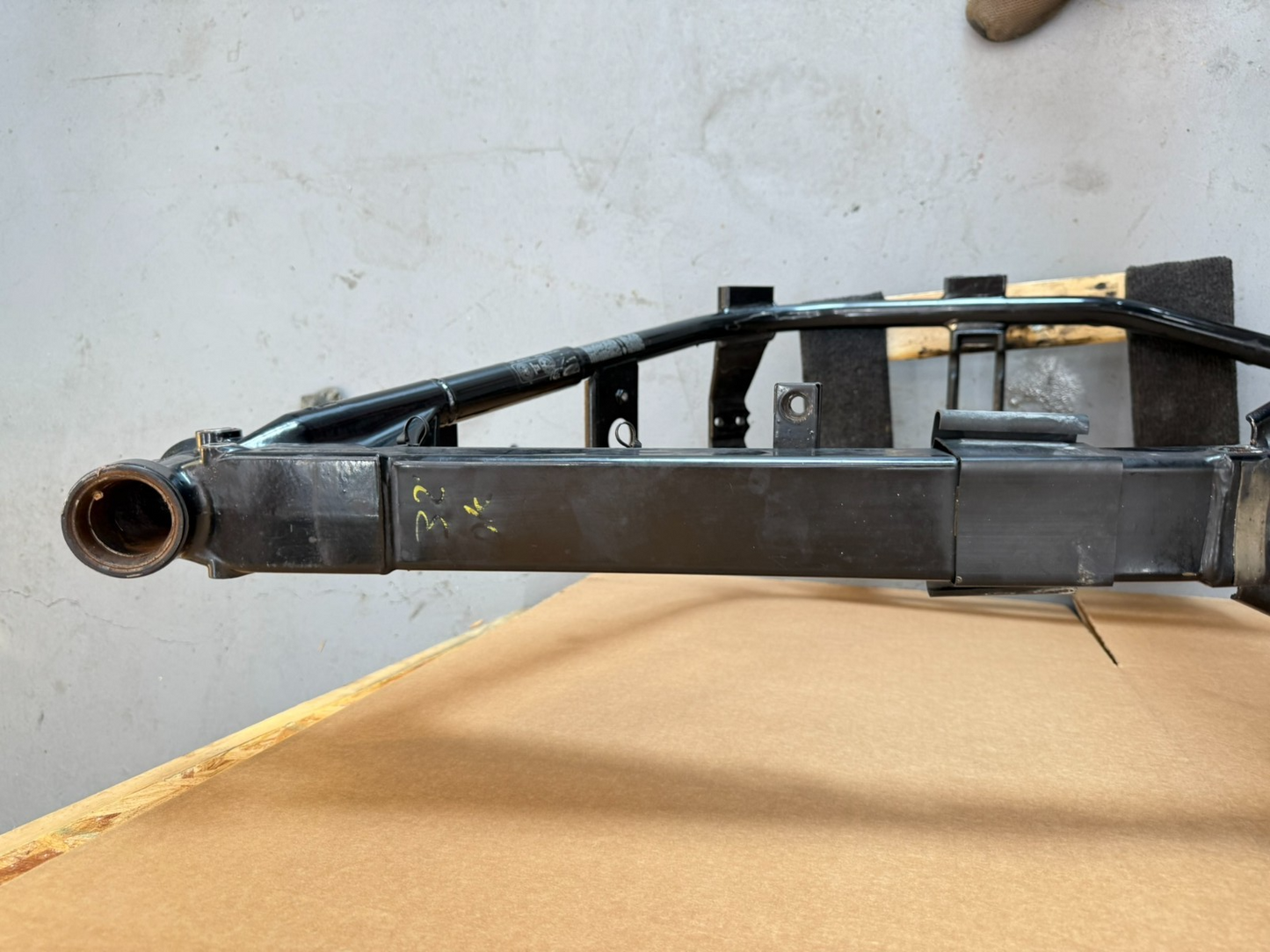 2003 HARLEY DYNA WIDE GLIDE Main Frame Chassis Straight OEM 32 degree