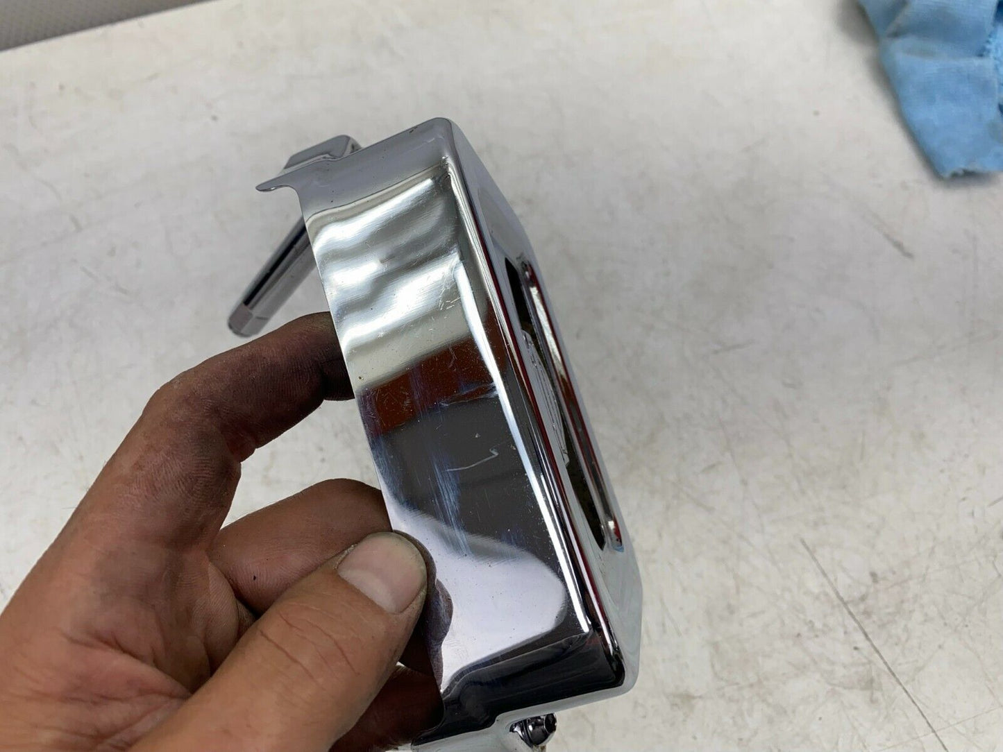 2003 HARLEY DAVIDSON FLH Electra Glide Voltage Regulator Chrome Cover Guard