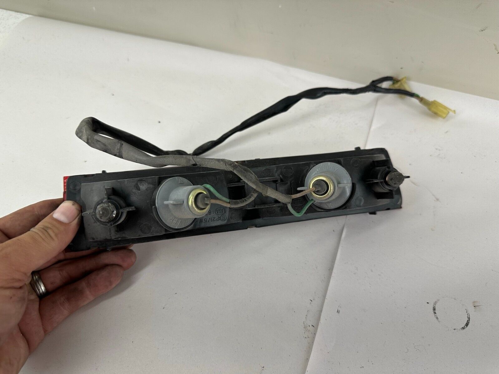 88-00 HONDA GOLDWING GL1500 OEM Center Rear Lower Running Light License Plate