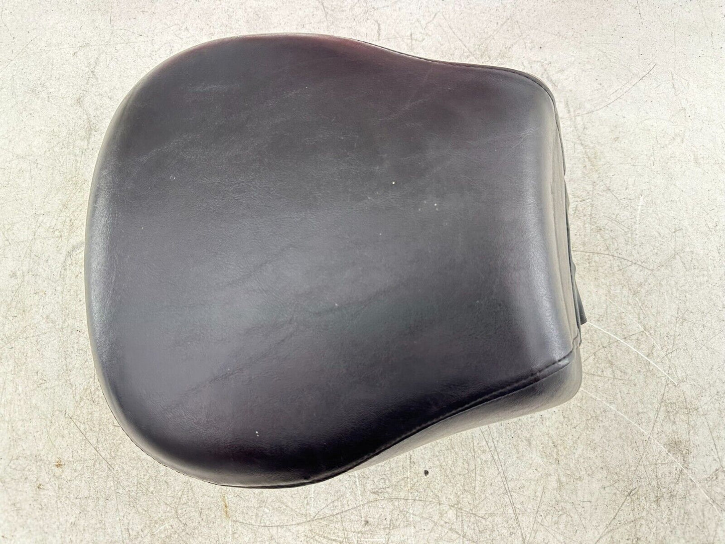 2001 HARLEY SOFTAIL FLSTS Heritage Springer Passenger Seat Pillion Pad
