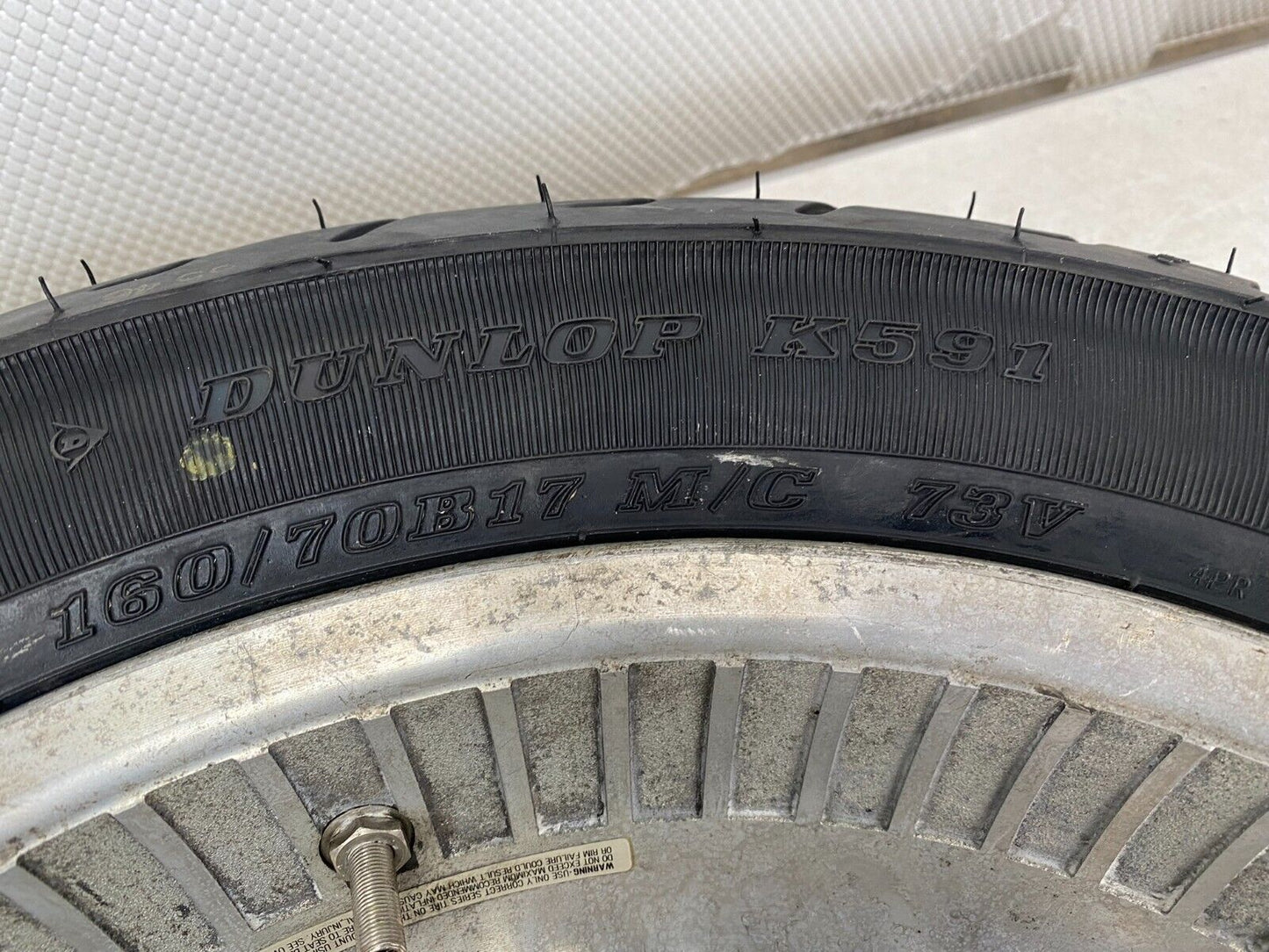 2001 HARLEY DAVIDSON SOFTAIL Deuce Rear Wheel Rim Tire 41074-00 17"