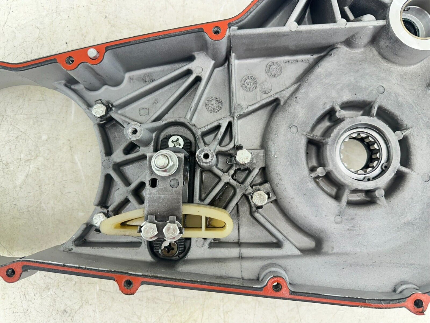 1999 HARLEY SOFTAIL Inner Primary Clutch Backing Plate Case Housing 60620-94A